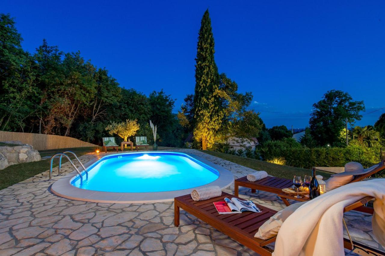 Villa Aurania Vranje Esterno foto
